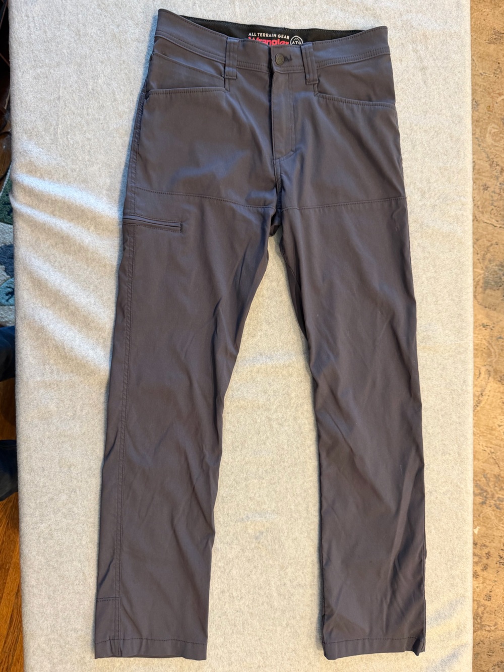 Wrangler ATG All Terrain Gear Gray Hiking Pants Nylon/Elastane 30x30